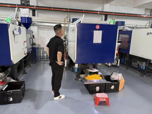 執(zhí)著追夢(mèng)，睡地板也要當(dāng)老板——汕小伙的創(chuàng)業(yè)傳奇